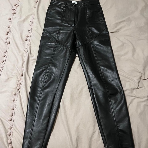Aritzia: Wilfred Rebel Pant - Picture 1 of 5